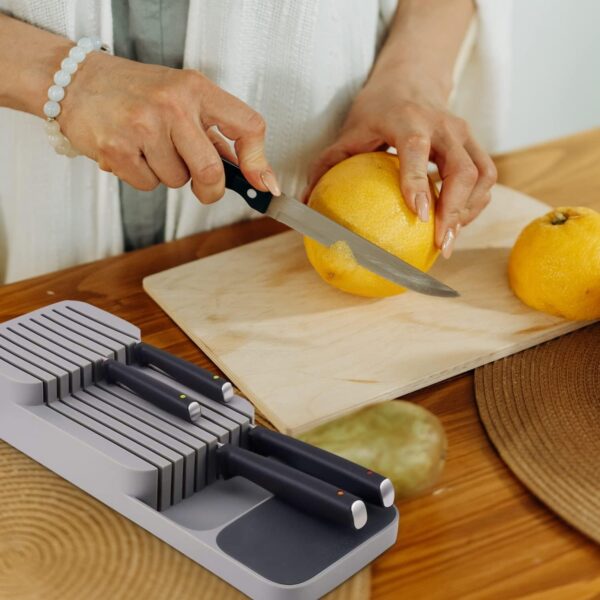 Knife organizer tray